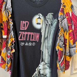 Black Long Sleeve Tee